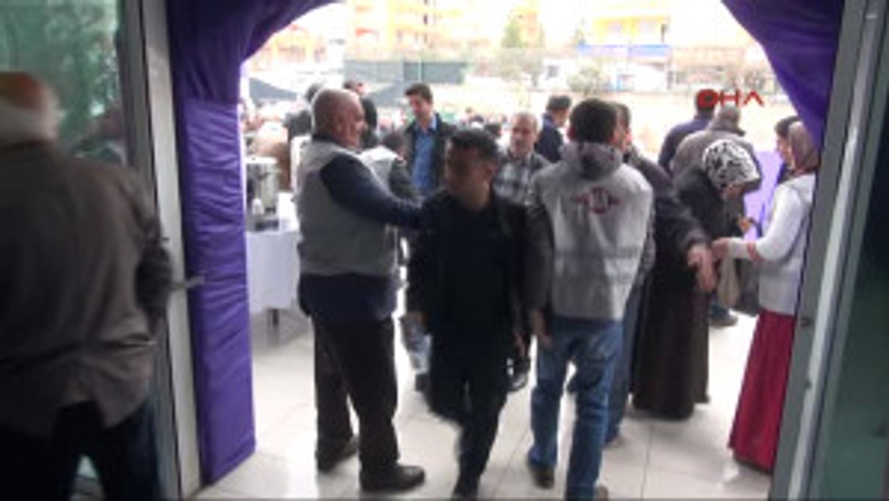 Diyarbakır Hdp'nin Referandumda Hayır Toplantısı Diyarbakır'da Yapıldı