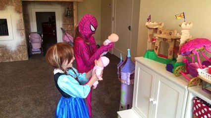 Joker Girl Makes Joker Babies!?!? Superhero Pranks in 4K