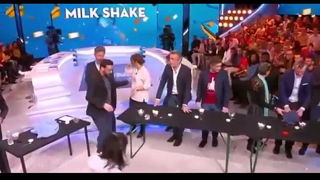 La chute RIDICULE de Capucine Anav dans TPMP