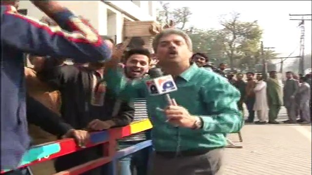 Amin Hafeez Hilarious Reporting