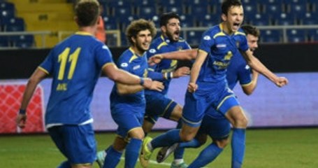 Bucasporlu Oyuncular, Çetin Kayışlı Başkan Seçilmesin Diye İmza Topladı