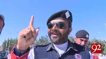 Pakistani Traffic Warden also crazy of PSL- 92 News HD Plus Video