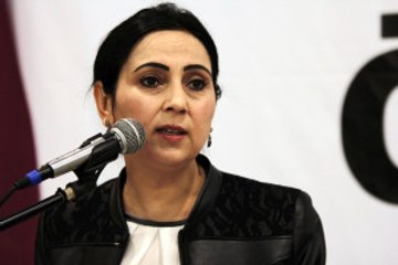 Yüksekdağ'ın Yargılandığı Davada Hakim HDP'li Vekilleri Salondan Attı