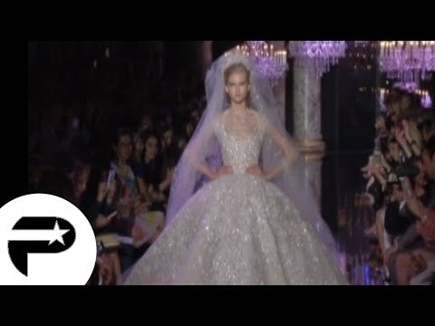 Fashion Week : Clotilde Courau assiste au défilé Elie Saab