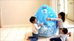 Самый большой сюрприз яйца Распаковка Disney замороженные супер-гигант сюрприз яйцо Открываем милые дети послушать