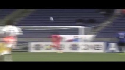 Kaleciyi Böyle Avladı