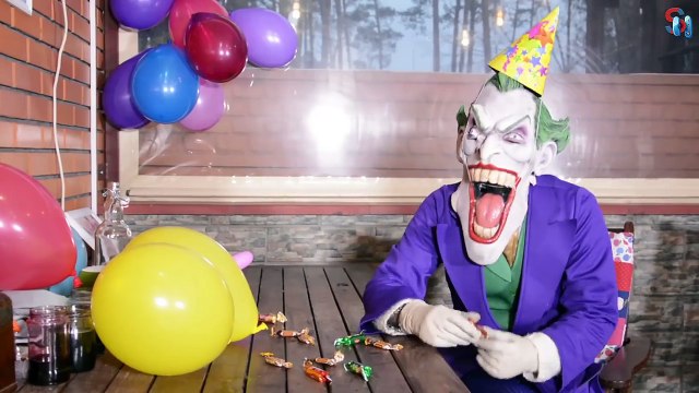 Уборка Эльза замороженные elsa Человек-Паук, Человек-Паук, Малефисента против Джокера супергерой в реальной жизни новый эпи