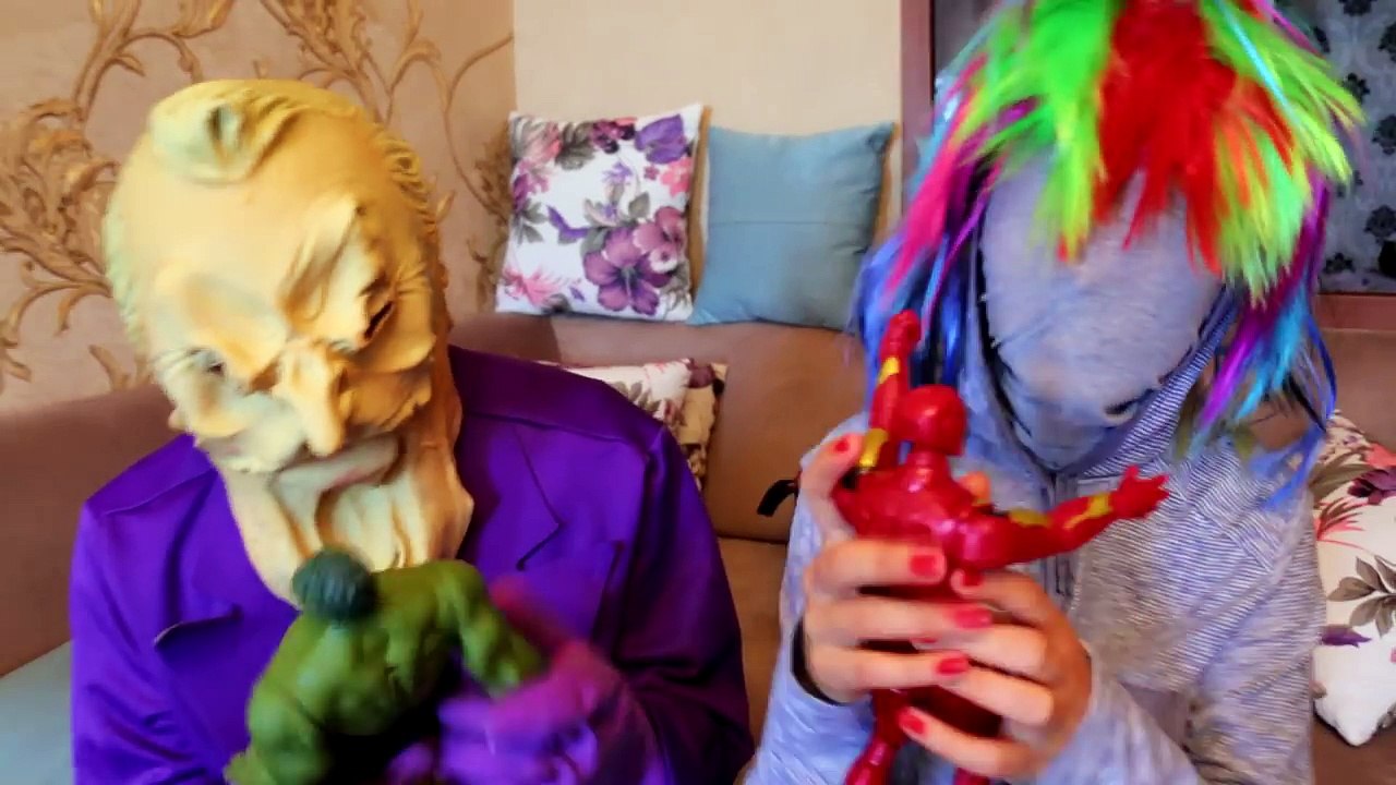 Spiderman vs Frozen Elsa - Joker & Joker Girl Lose Their Face! Loses His Nose! Spidergirl, Superman