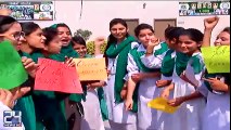 Lahore college girls excitements for PSL Final in Lahore