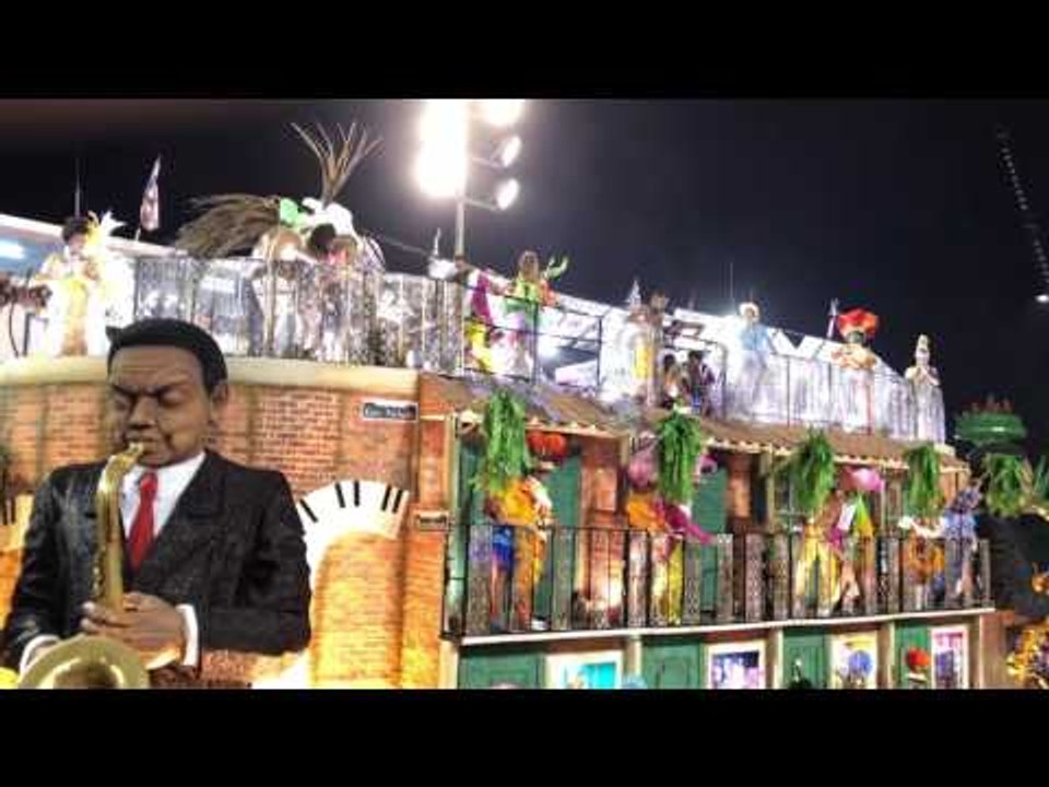 Rio De Janeiro Parade Float Collapse Leaves at Least 12 Injured