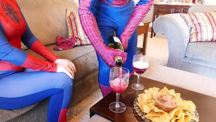 Download Video: Spiderman and Spidergirl - Real Life Date Farting Accident!! - Superhero Movie