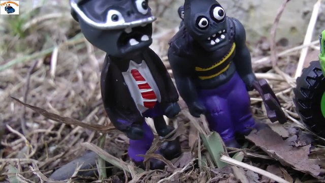 Cмотреть Вспыш чудо машинка мультик про машинки онлайн страшилки зомби