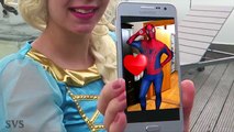 Congelados Elsa Rosa Spidergirl con Spiderbaby Gemelos vs Spiderman Superhéroe de la Diversión En el Real Lif