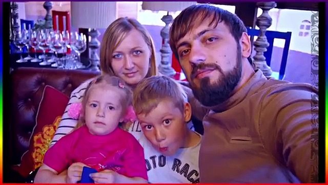 Выступление детей Милана 5 лет Танцует Россия Уфа childrens holiday tree girl Dancing 5 y