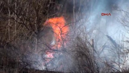 Bursa Çalılık Yangını Evlere Sıçramadan Söndürüldü