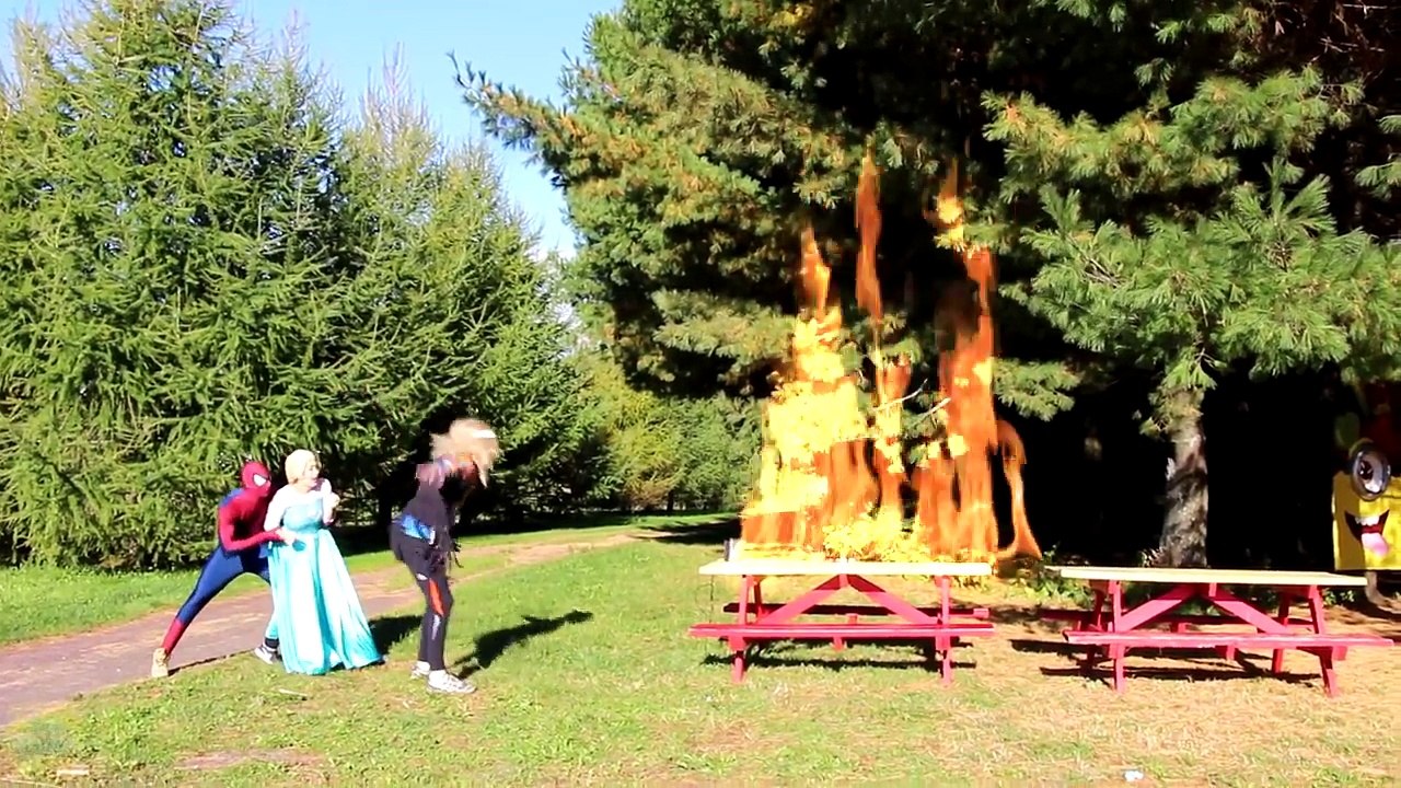 Frozen Elsa Gets BRAIN BELLY! w/ Spiderman Joker Maleficent Anna Bad Baby Joker Girl! Supe