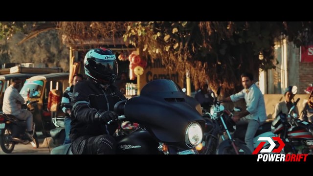 2017 Harley Davidson Street Glide Special : PowerDrift