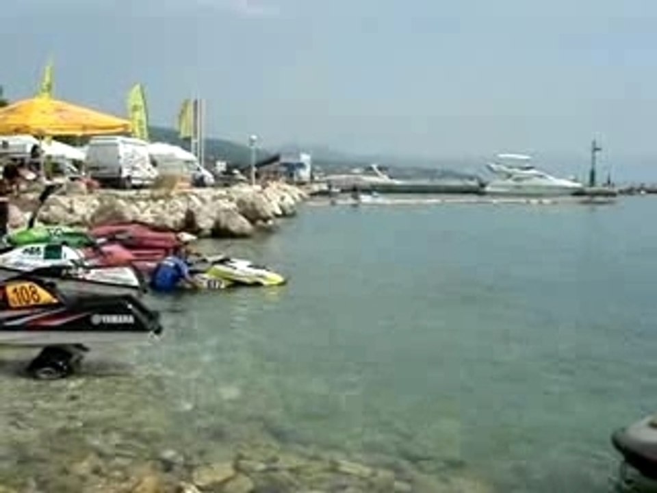 Nicolas Rius jet a bras 0-100 km/h !