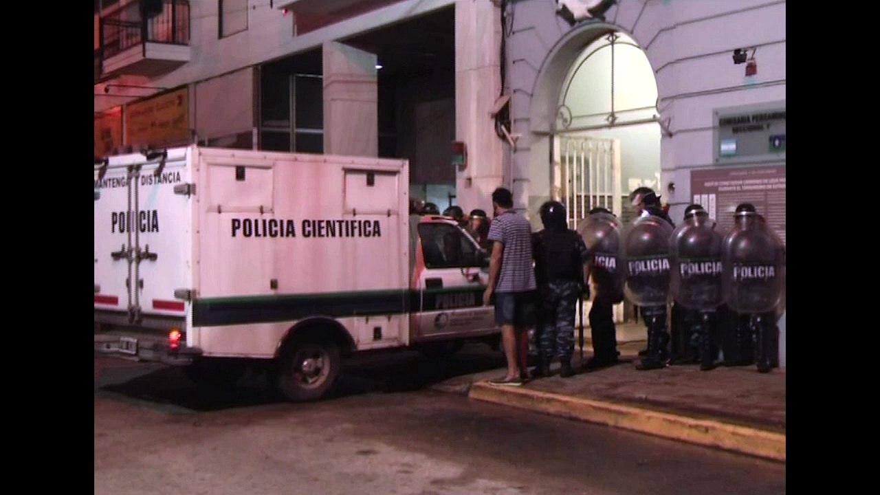 Sete mortos por motim em delegacia argentina