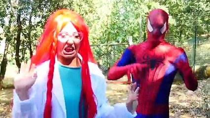 Baby Elsa vs Crying baby Maleficent w/ Baby spiderman, Rapunzel, Vampire, Vampire baby