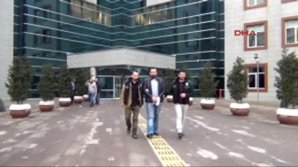 Bursa Tutuklanan Kelepçeli Sevgiliye Sarılarak Veda