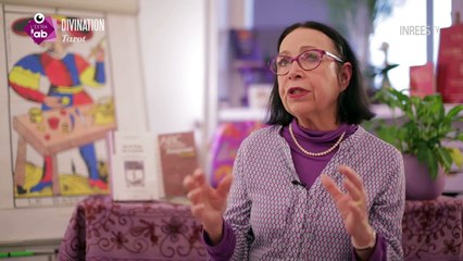 Tarot  Les cartes comme éclairage de soi - Reportage offert de lEXTRA Lab n°6