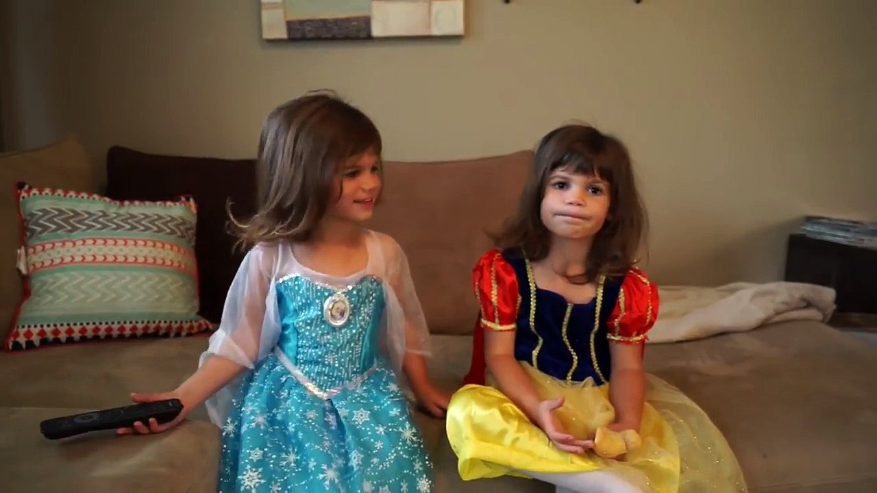 Frozen Elsa & Snow White Vs Zombie Spiderman IRL | T-Rex Saves the Day! :)