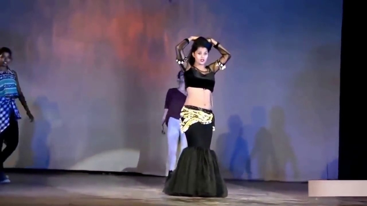 Hot Indian college girls dancing video new 2017 -  Wonderful Dance Performance
