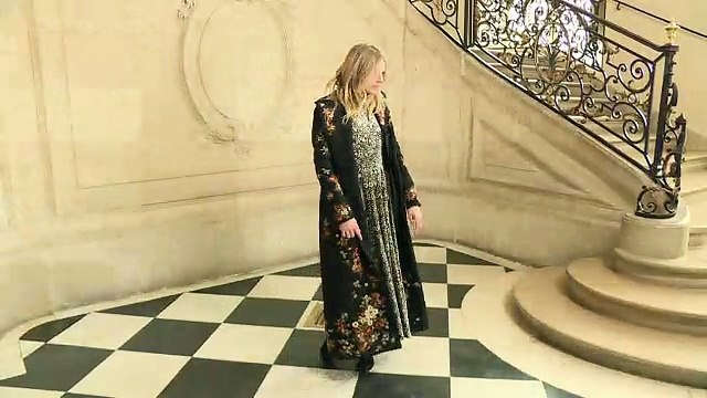 Dior présente sa collection automne-hiver à Paris