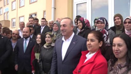 Bakan Çavuşoğlu, Elmalı'da Esnaf Ziyaretinde Bulundu