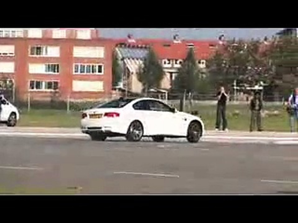 Bugatti Veyron Vs Bmw M3