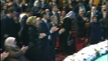 Başbakan Yıldırım, Ödülünü Cumhurbaşkanı Erdoğan'ın Elinden Aldı