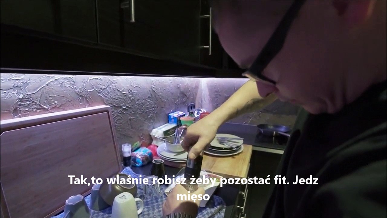 Tokio Hotel TV 2017 - Odcinek 3 - Hungary salami napisy pl