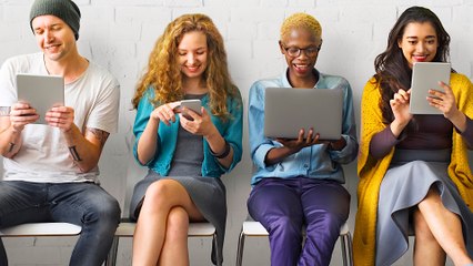 Use Social Media to Get a Job: 3 Money Tips