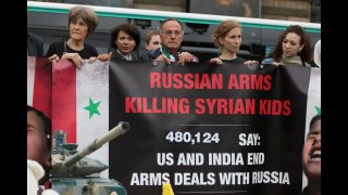 Reportage Avaaz Manifestation contre le salon mondial d'armement Eurosatory