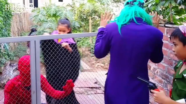 Джокер Kipnap замороженные elsa Человек-паук детские ж/ полиция против ребенка Человек-Паук ребенка самоотвод Эльза