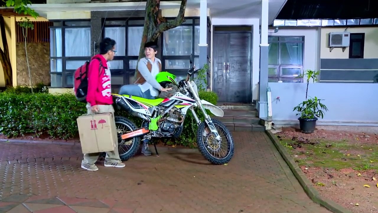 Baru Datang, Viktor Saudara Roman Menggoda Roman [Roman Picisan] [19 Feb 2017]