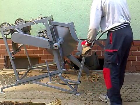 Ev yapımı odun bölme makinesi