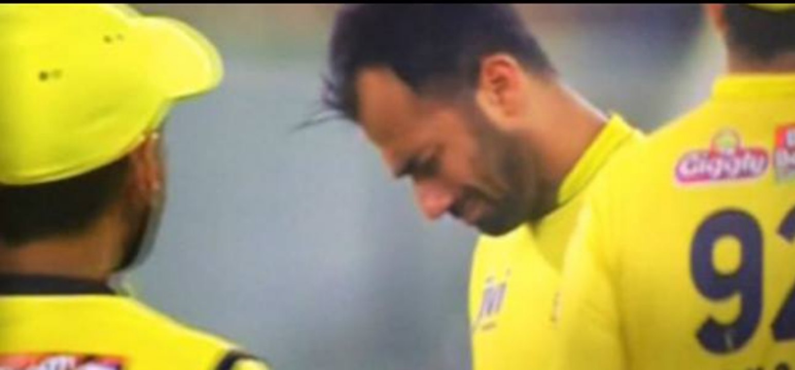 Wahab Riaz becomes emotional
