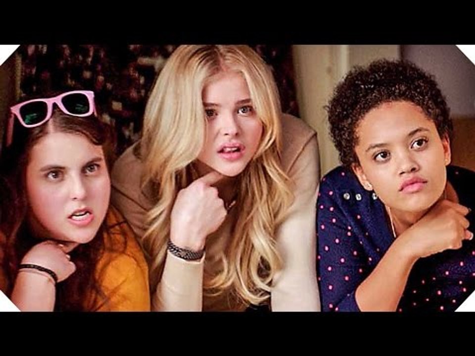 NOS PIRES VOISINS 2 - "Réunion de dégénérées !" - Extrait VF (Comédie, 2016)