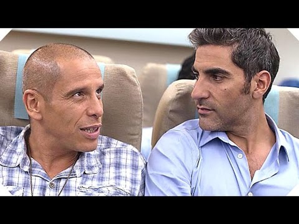 "Vite, le sac à VOMI !" - DEBARQUEMENT IMMEDIAT (Comédie - 2016)