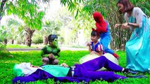 Spiderman Frozen Elsa Little heroes Joker Prank Hulk Superman Fun Superhero in real life