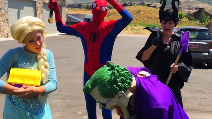 Frozen Elsa Steps On Spiderman!?! Maleficent Shrink Ray Prank In 4K