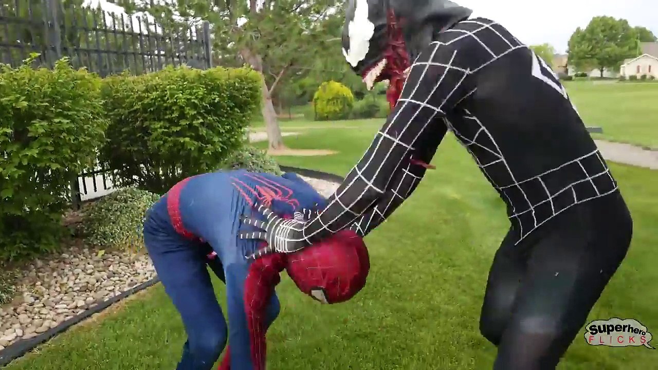 Spiderman vs Venom - Underwater Battle in Real Life - Bath Time | Superhero Movie!