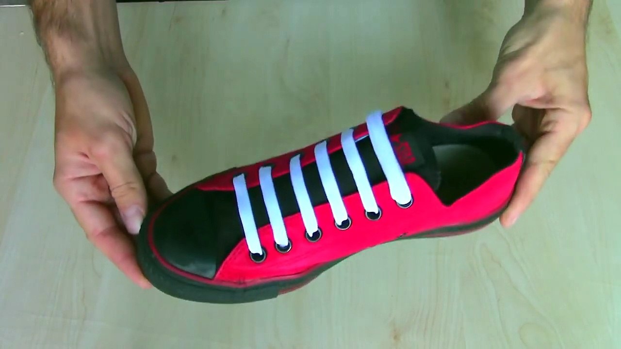 5 Creative Ways to fasten Shoelaces/靴ひもを固定する5つのクリエイティブな方法