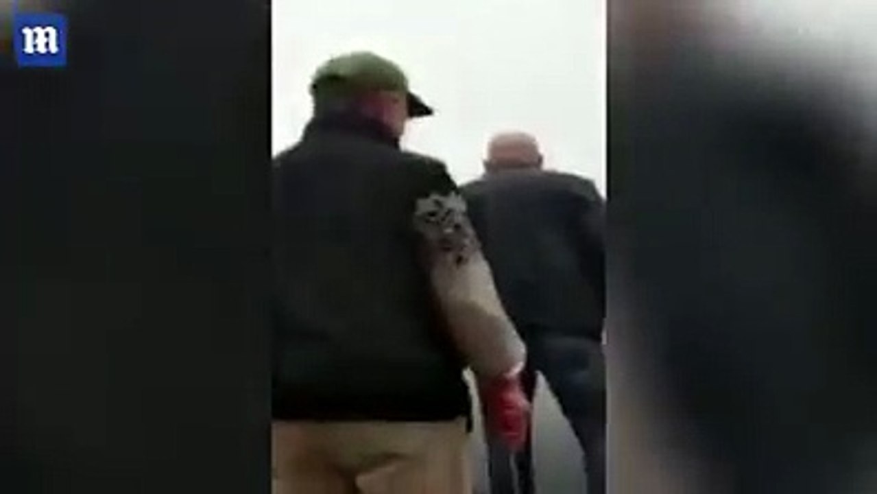 Ye hota hy syasat daan, Turkey k mayor ny apni...
