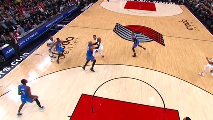Le tir miraculeux de Taj Gibson (OKC) à Portland