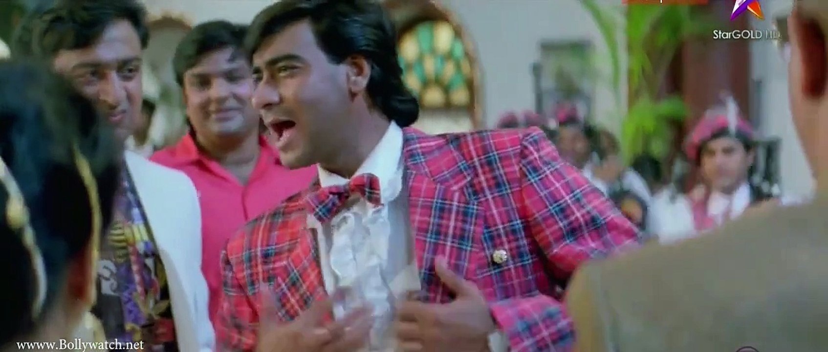 Mauka Mile Ga To Hum Bta Den Ge -Dilwale (1994) HDTVRip 720p