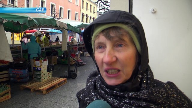 D!CI TV : 5 mars : N'oubliez pas la fête des grands-mères!