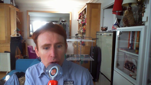 Wiwi égratigne différent de l'Institut & The Shin Sekai